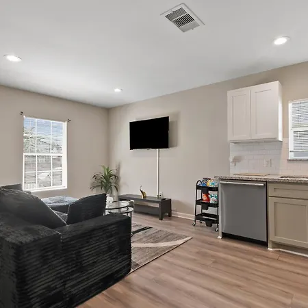 Home Near Downtown Houston